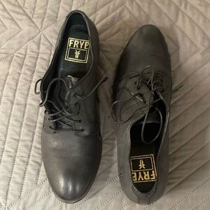 FRYE Women's Carson Oxford